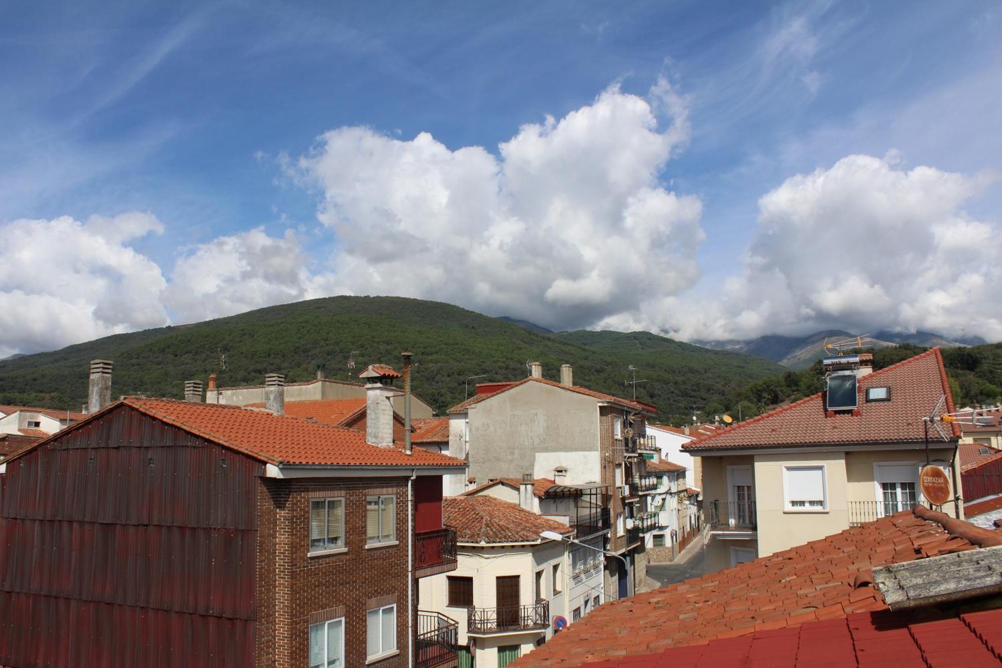 Ferienwohnung Atico Aires De Gredos Candeleda Exterior foto